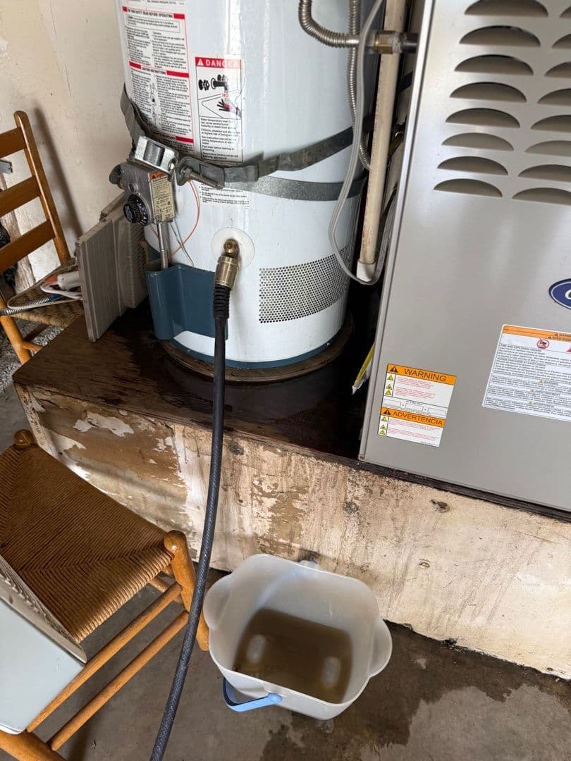 Gallery photos for Swift Response to Water Heater Leak in Fontana: Image #1