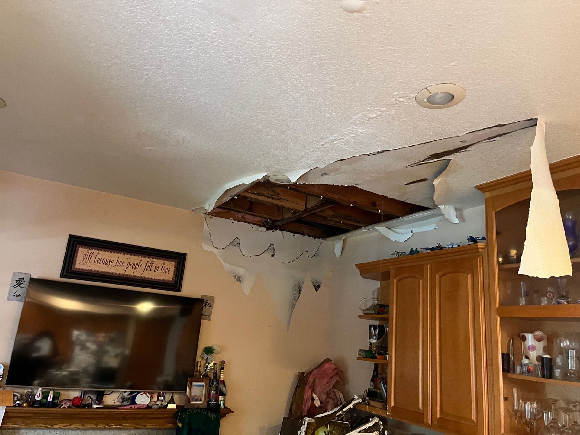 Gallery photos for Swift Water Damage Restoration in Walnut: Image #1