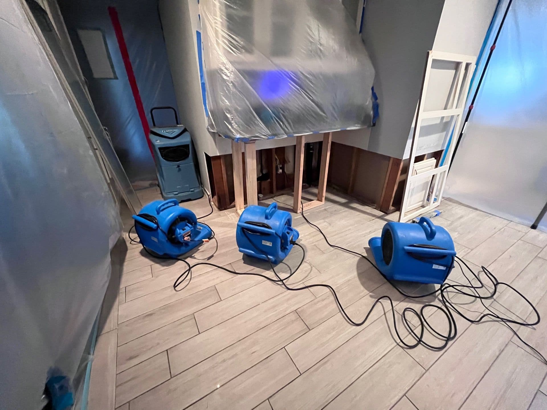 Effective Water Damage Restoration in Covina image