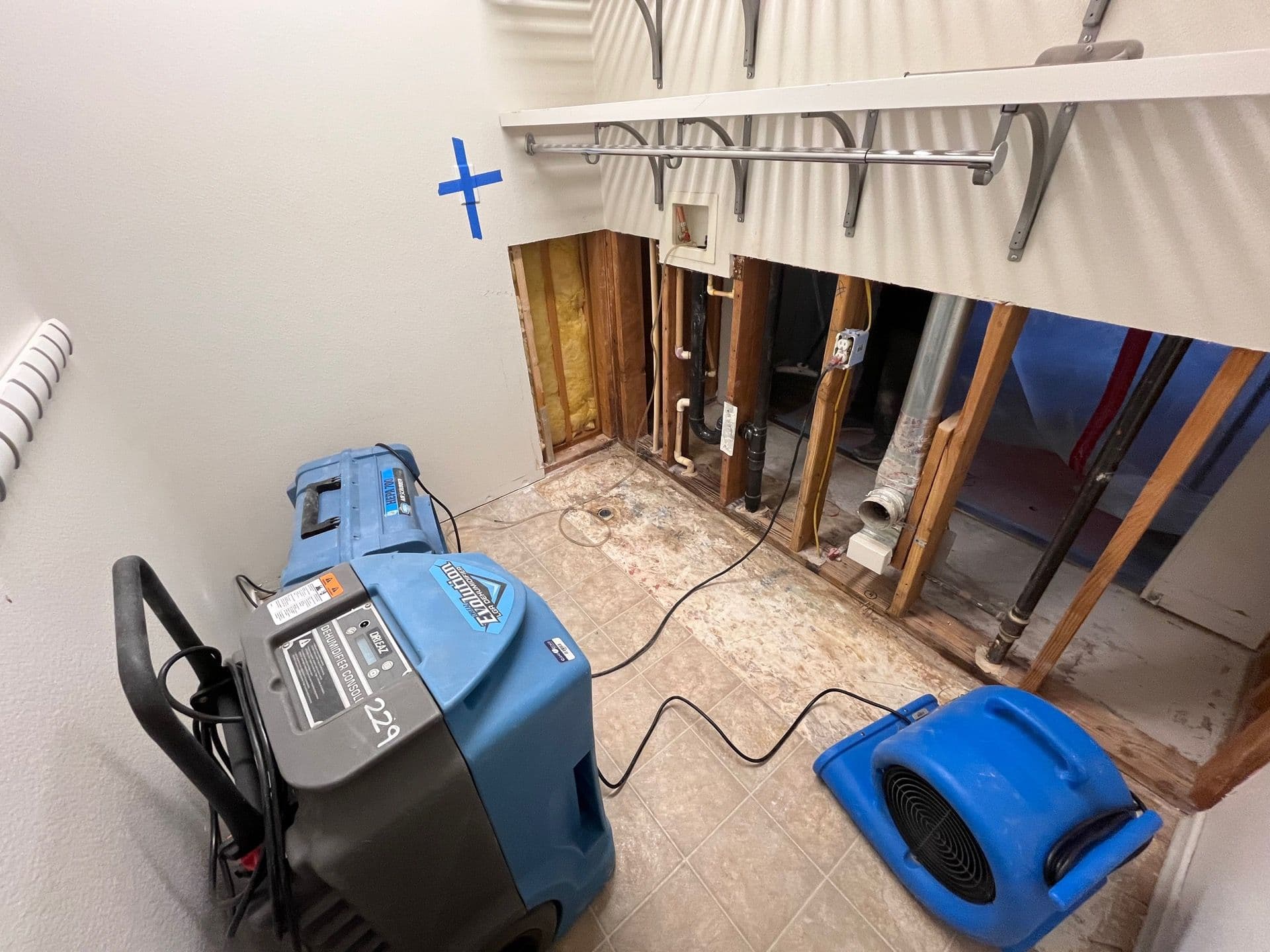 Blog post 🏡 Seasonal Home Protection Guide: Preventing Leaks, Floods, and Mold Year-Round image