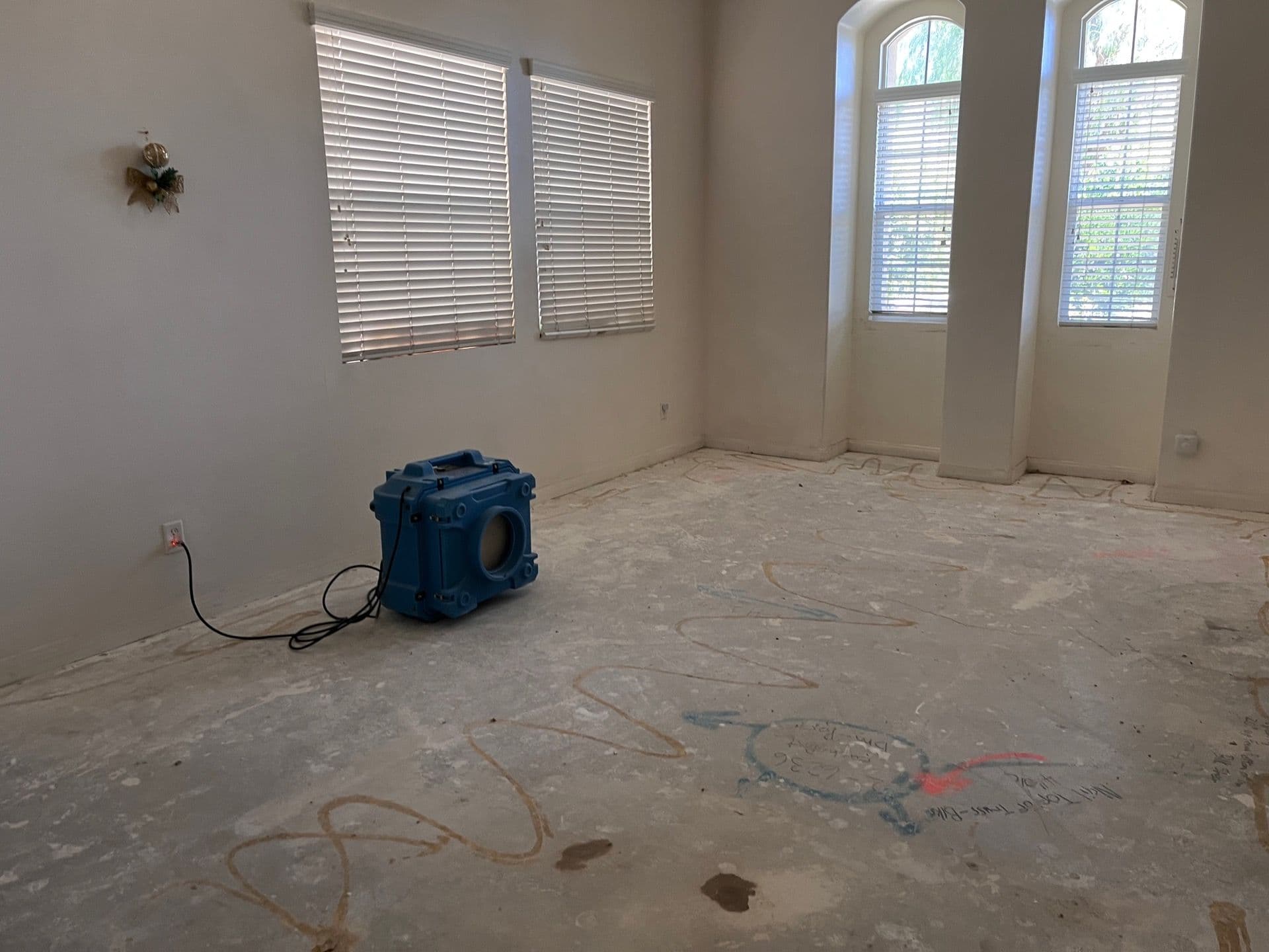 Gallery photos for Restoring Water-Damaged Homes in Diamond Bar: Image #1