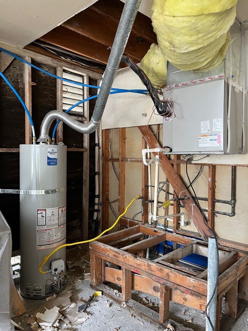 Efficient Water Heater Restoration in Chino CA image